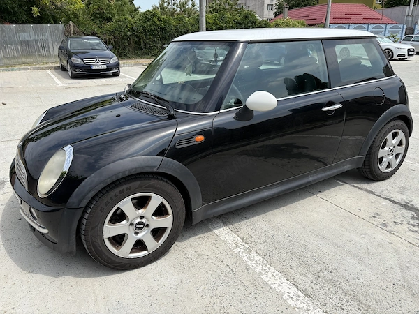 MINI Cooper 2003 benzină, 2.100 € — imagine 3