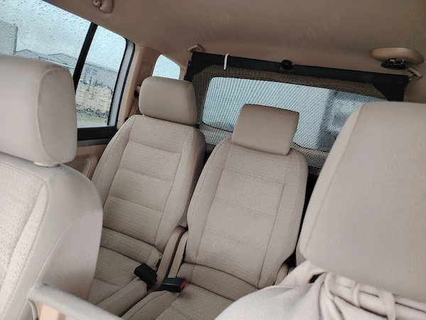 Volkswagen Touran 2004 diesel, 2.850 € — imagine 3