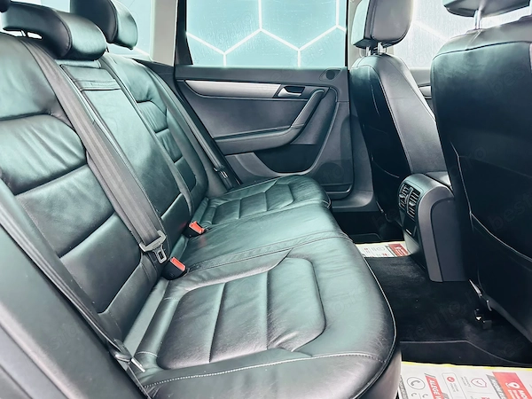 Volkswagen Passat 2013 diesel, 7.590 € — imagine 7