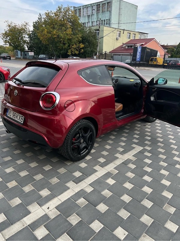Alfa Romeo MiTo 2011 diesel, 4.179 € — imagine 3