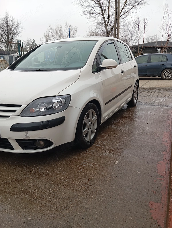 Volkswagen Golf 2008 diesel, 1.800 € — imagine 1