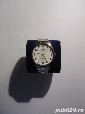 Ceas Q&Q barbatesc quartz