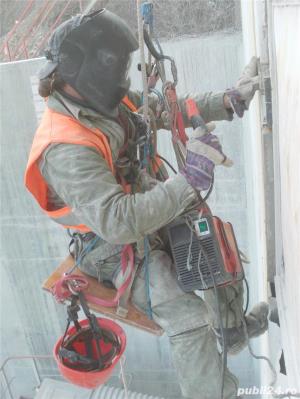 Alpinism utilitar, lucru la inaltime