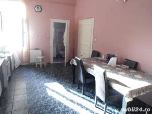 Vand apartament 5 camere zona centrala - imagine 2