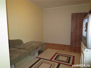 Inchiriez pt firme 20ron  zi  pers apartament 3 cam. 50mp,mobilat,  in dumbravita langa fir14, - imagine 4