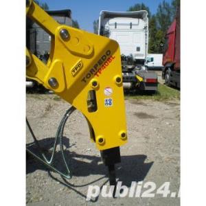 Execut lucrari cu buldo-excavator cu picon si cupe; demolari, nivelari, sapaturi, spart beton - imagine 4