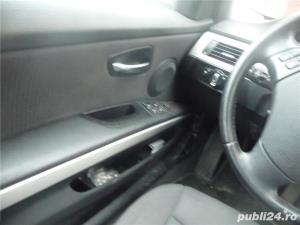 Bmw Seria 3 318 - imagine 3