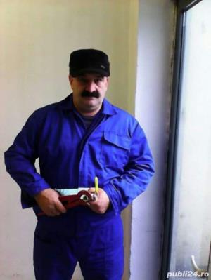 instalator sanitar, gaze profesionist peste 18 ani vechime