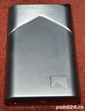 Camel & Marlboro, 2 brichete cu suflu de vânt, noi