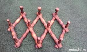 vand cuier lemn sculptat vechi - imagine 2