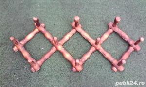 vand cuier lemn sculptat vechi - imagine 3