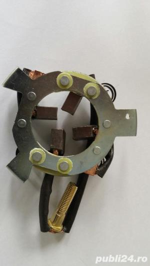 Platou cu perii, cu  carbuni pentru  troliu - imagine 3