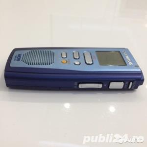 Nou la cutie cu toate accesoriile reportofon digital Olympus DM-1 - imagine 2