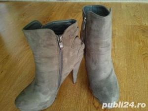 Botine gri piele intoarsa Leonardo (39) - imagine 2