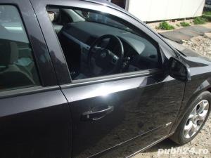 Usa dreapta fata Opel Astra H