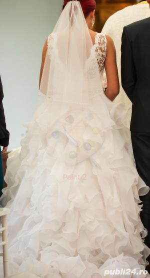 Vand rochie de mireasa, printesa cu volanase - imagine 2