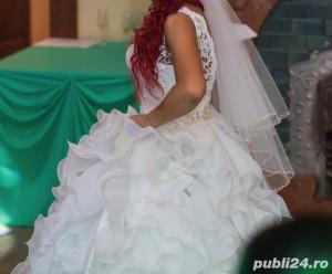 Vand rochie de mireasa, printesa cu volanase - imagine 4