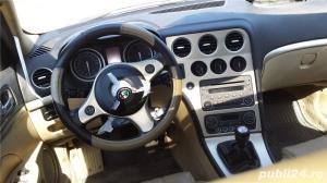 Dezmembrez alfa romeo 159 motoare si cuti de 1.9 si 2.4 injectoare turbine fata completa interior - imagine 5