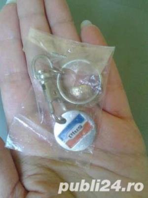 Foarte Ieftin! 2 x Breloc Personalizat : Plus & Varsator - imagine 4