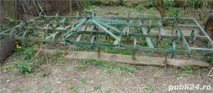 Arcuri cutite de combinator John Deere - imagine 2