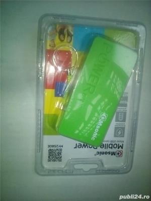 Baterie externa ,5000 mAh,verde, Noua ! pt.telefon