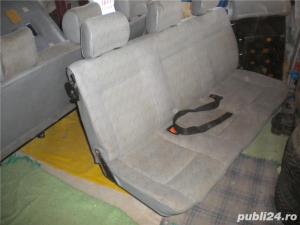 vand banchete de vw.t4.in stare bua.tnrimit si in tara. - imagine 6