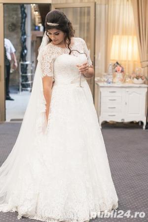 Rochie de mireasa tip printesa - imagine 3