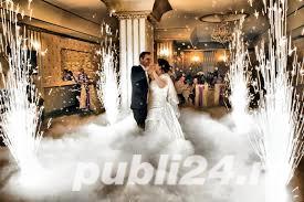 Gheata carbonica si artificii pentru dansul Mirilor - imagine 3