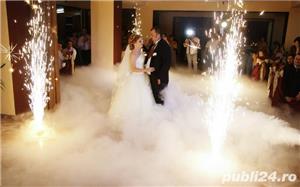 Gheata carbonica si artificii pentru dansul Mirilor - imagine 5