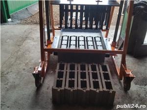 Vibropresa presa  masina boltari pavele,rigole,capac rigola - imagine 9