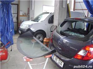 parbriz,luneta,geam lateral