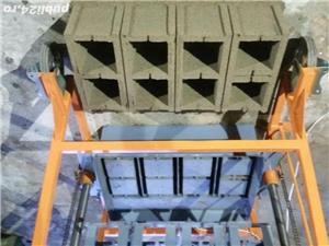  Vibroprese boltari borduri dale rigole  - imagine 2