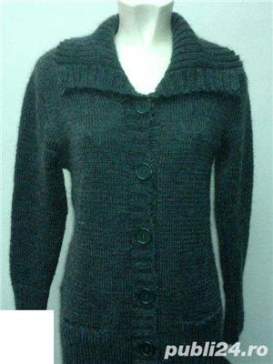 Pulovere si jachete tricotate - imagine 5