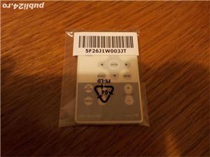 Videoproiector dataproiector video data proiector - SONY VPL SV5 - rezolutie SVGA , geanta  - imagine 6