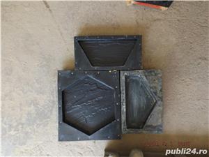 Vand firma de fabricat pavaje si placi murale - imagine 2