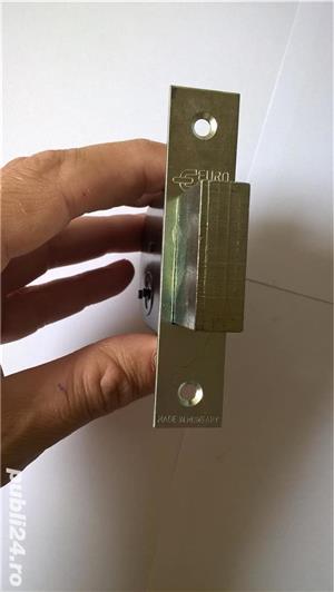 Broasca suplimentara 700 - imagine 4