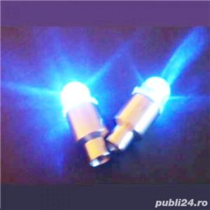Bec halogen bec xenon auto  12V H1, H3, H4 55W 100W   lumina alba Pret bec 4 lei, 3 buc 10 lei - imagine 10