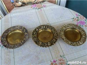 Farfurii vechi din bronz