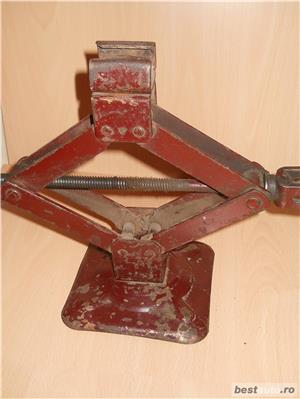 Borne Acumulator din plumb pentru 12 / 24 V si Cric Auto - imagine 4