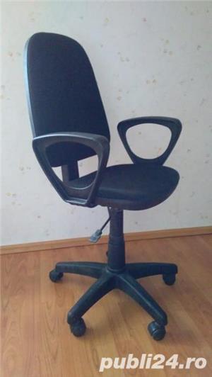 Scaun rotativ pentru birou