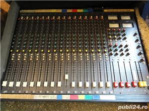 Mixer audio Soundcraft Series 200