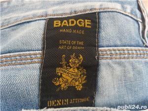 Blugi barbati Badge originali  - imagine 4