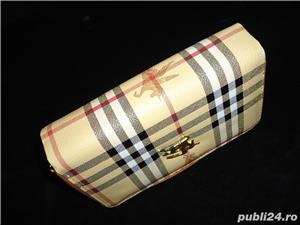 Portofel dama piele ecologica crem imprimeu 2 fermoare 17 compartimente  - imagine 5