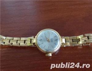 Ceasuri de mana femei zaria si slava,mecanice.Slava 2buc si unul zaria.Sunt rezistente la apa