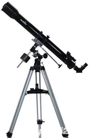 Telescop Refractor SkyWatcher Capricorn 70 900mm EQ1