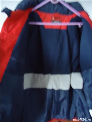  Geaca impermeabila cu gluga  - imagine 9