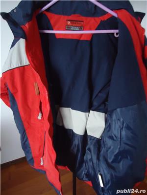  Geaca impermeabila cu gluga  - imagine 8