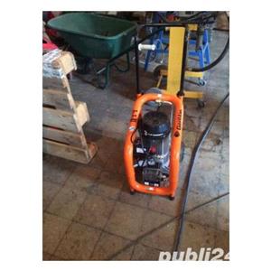 Compresor profesional , industrial fara ulei Gentilin Italia - imagine 4