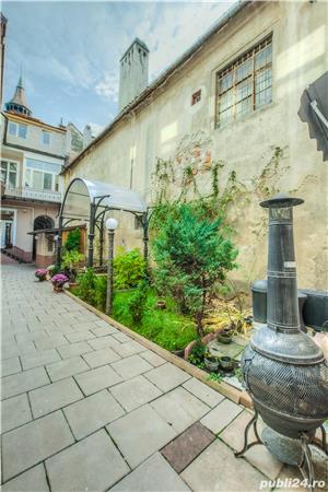 Cazare in centrul vechi al Brasovului - Residence Central Annapolis 3* - vizavi de Biserica Neagra - imagine 4