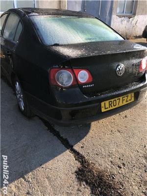 Dezmembrez vw Passat B6\1.9TDI\BXE\2007 - imagine 2